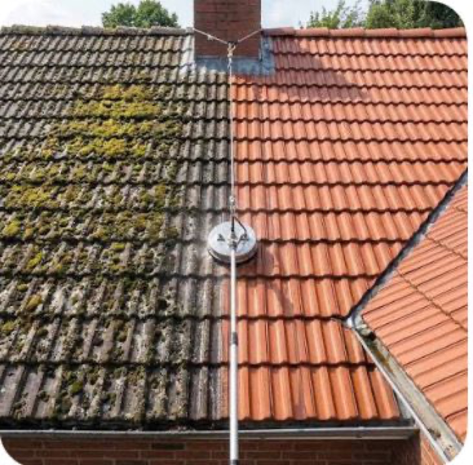Roof cleaning in Rainham